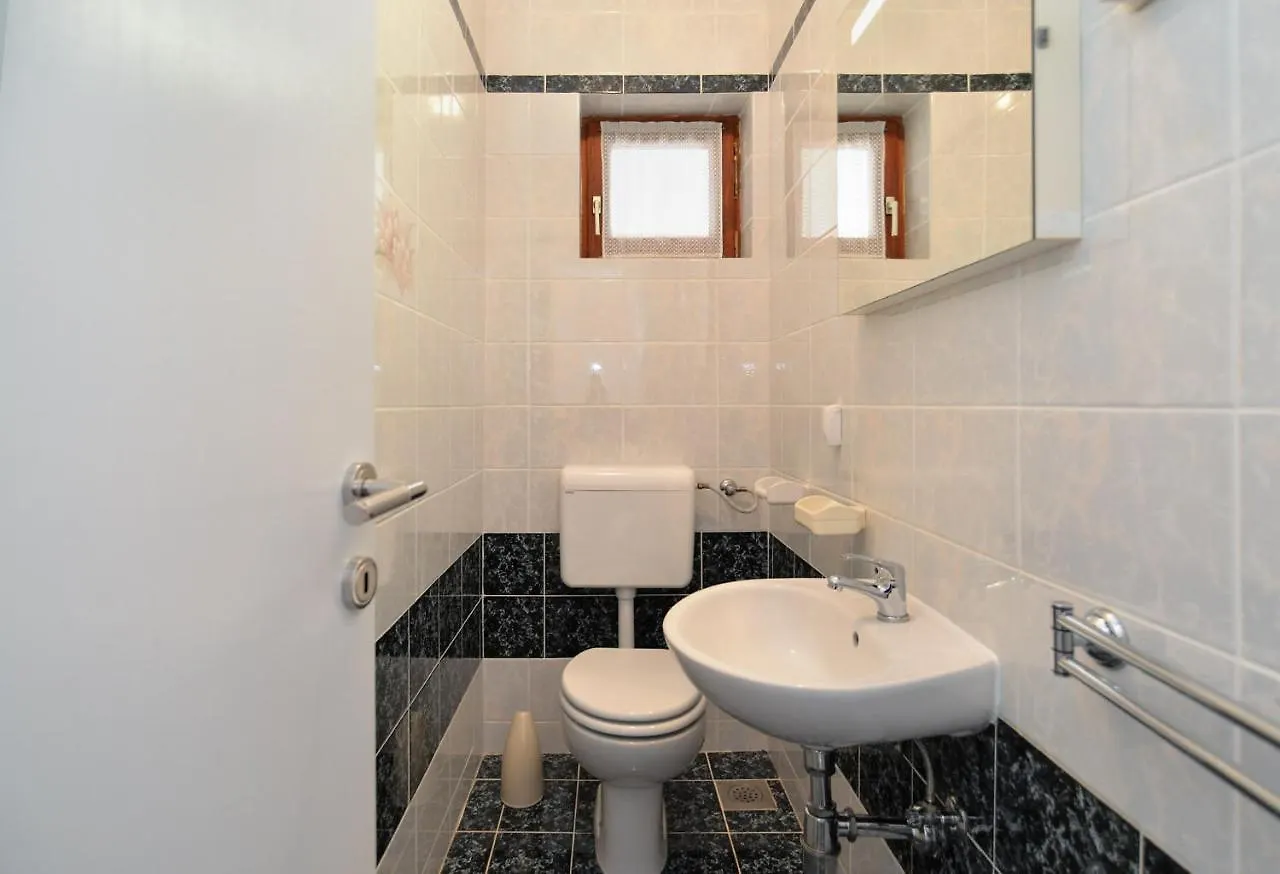 Prázdninový dům Vila House Pula 2080