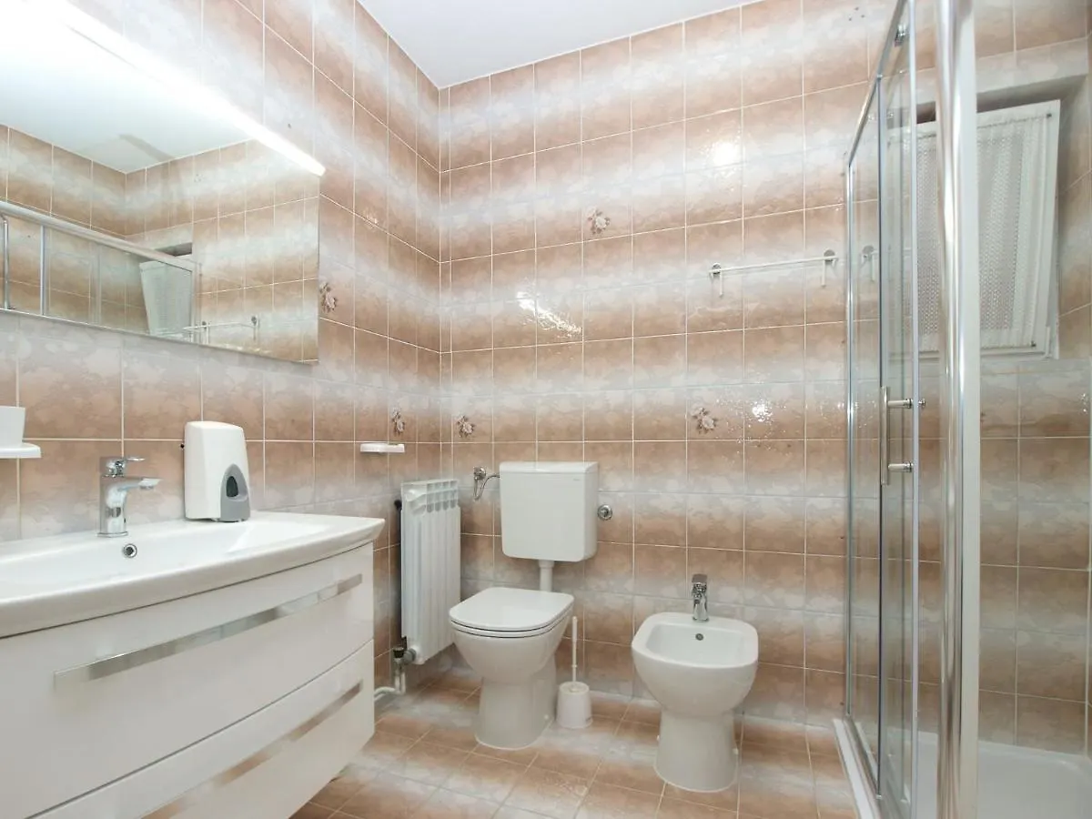 House Pula 2080 Villa 0*,  Croatia
